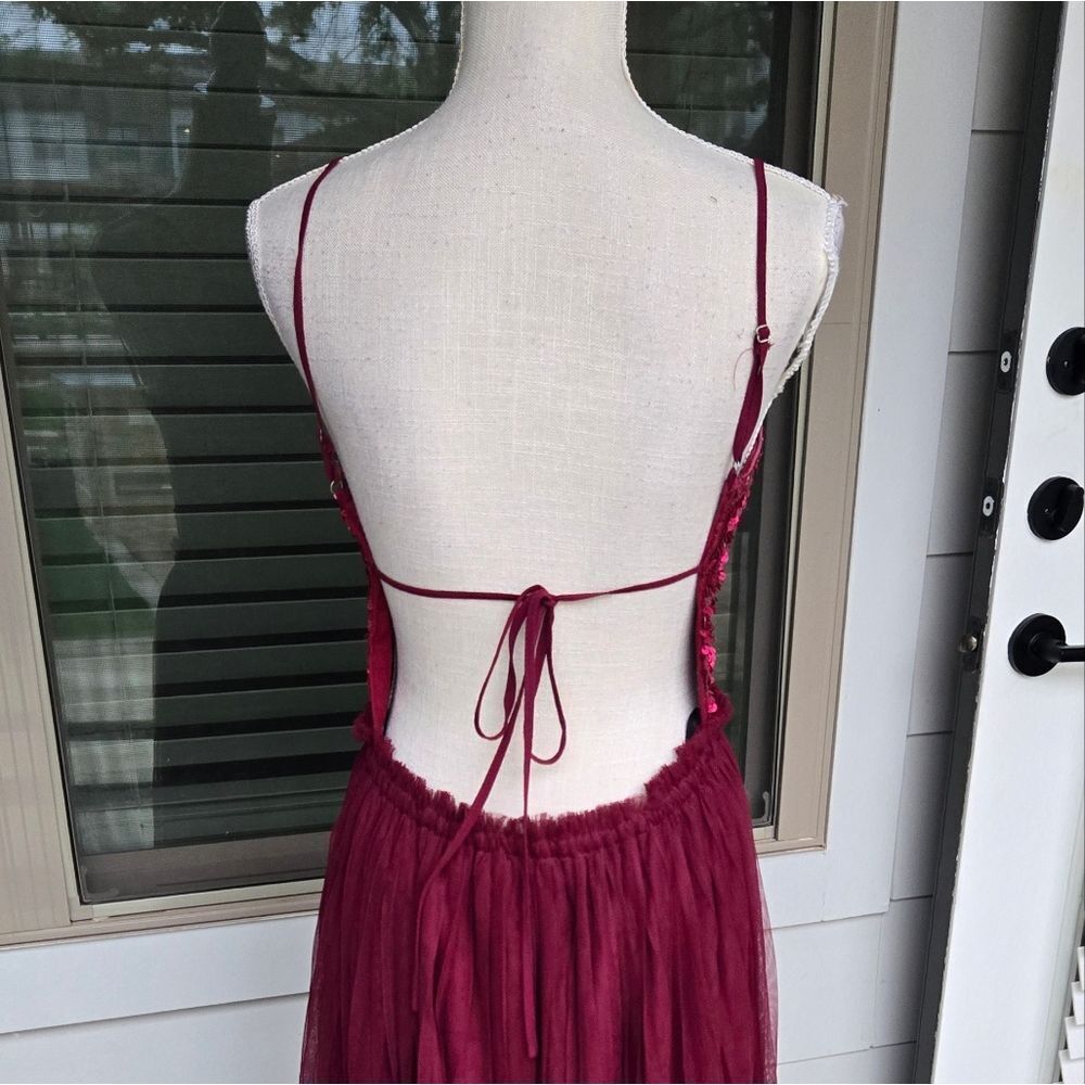 Soieblu Sequins And Tulle Backless Long Gown Size… - image 5